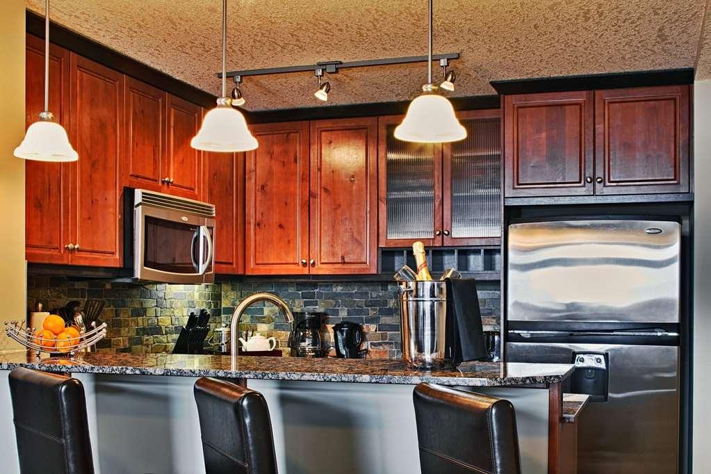 Blackstone Mountain Lodge By Clique Canmore Oda fotoğraf