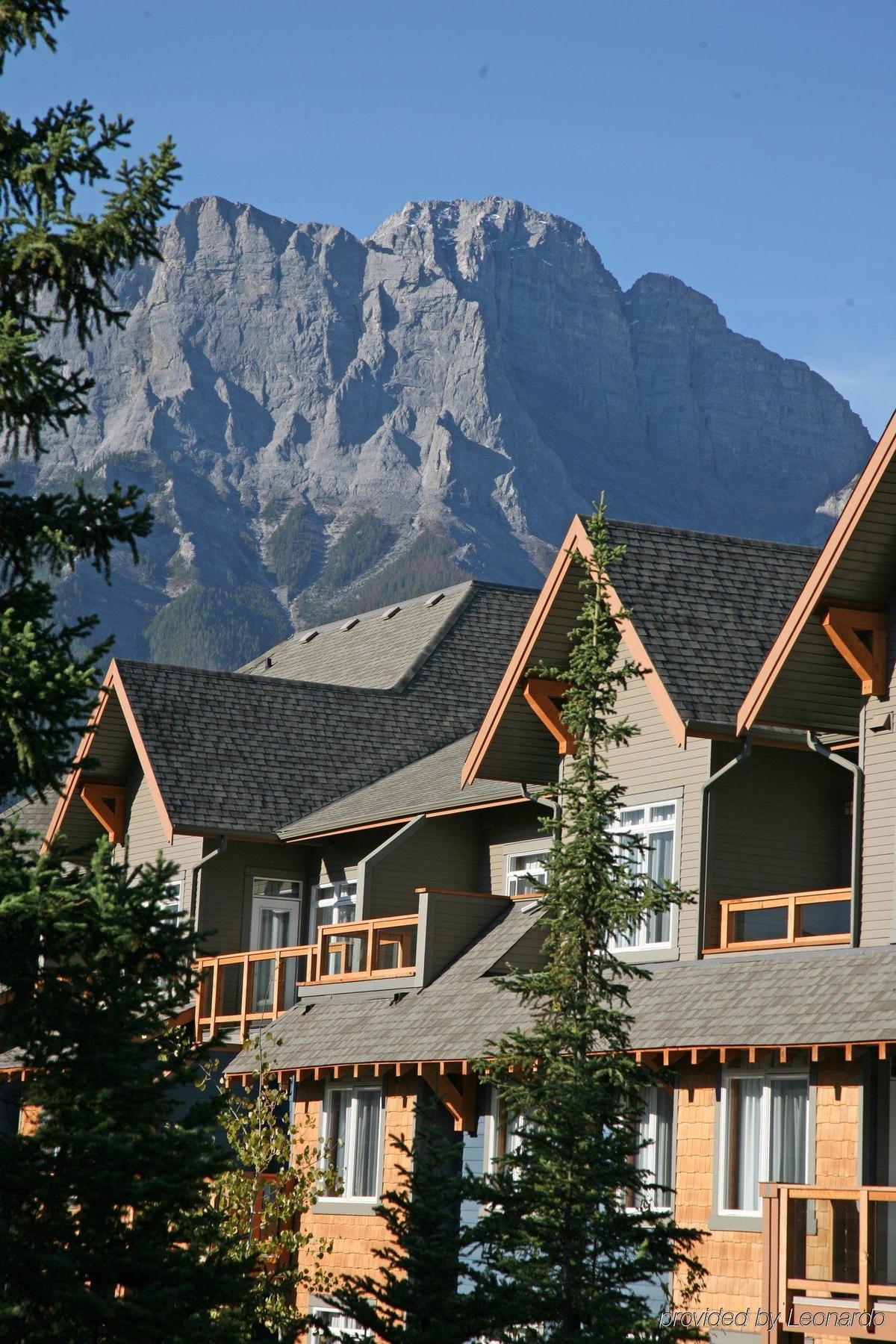 Blackstone Mountain Lodge By Clique Canmore Dış mekan fotoğraf