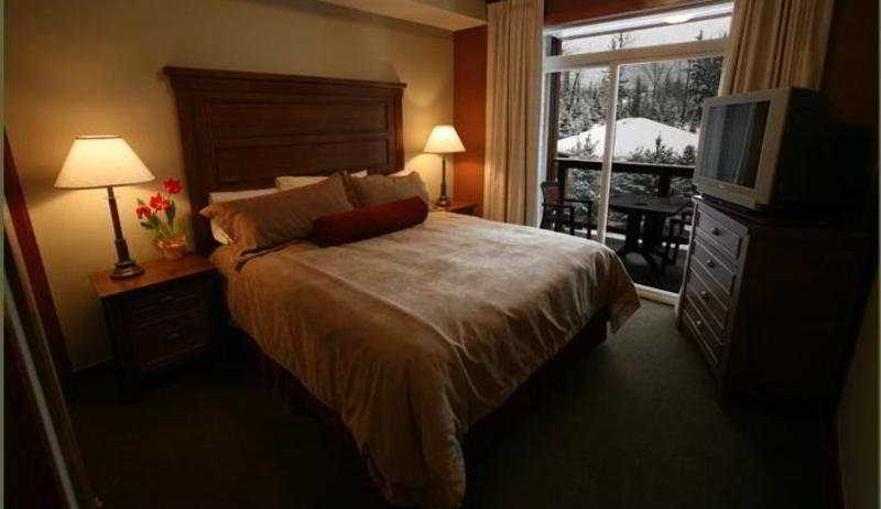 Blackstone Mountain Lodge By Clique Canmore Oda fotoğraf