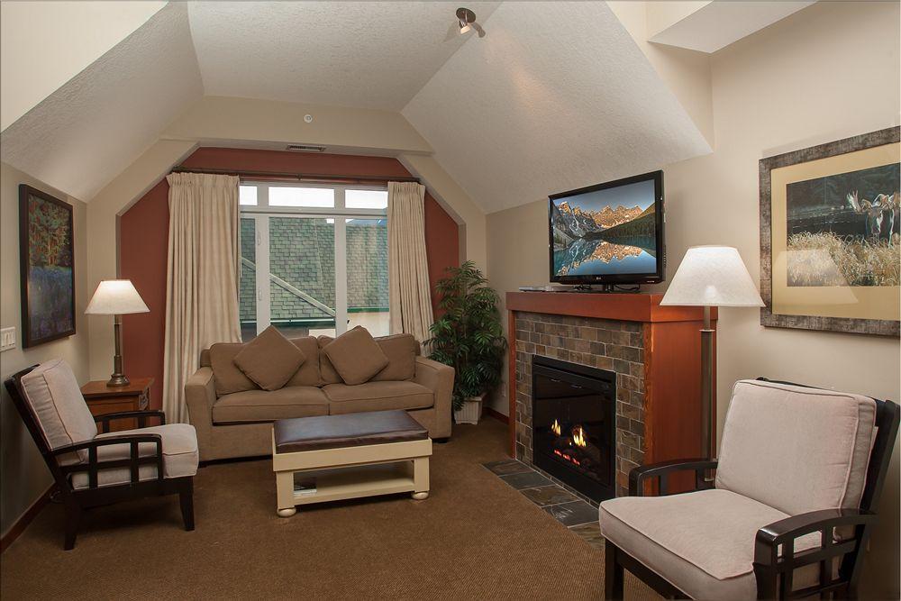 Blackstone Mountain Lodge By Clique Canmore Dış mekan fotoğraf