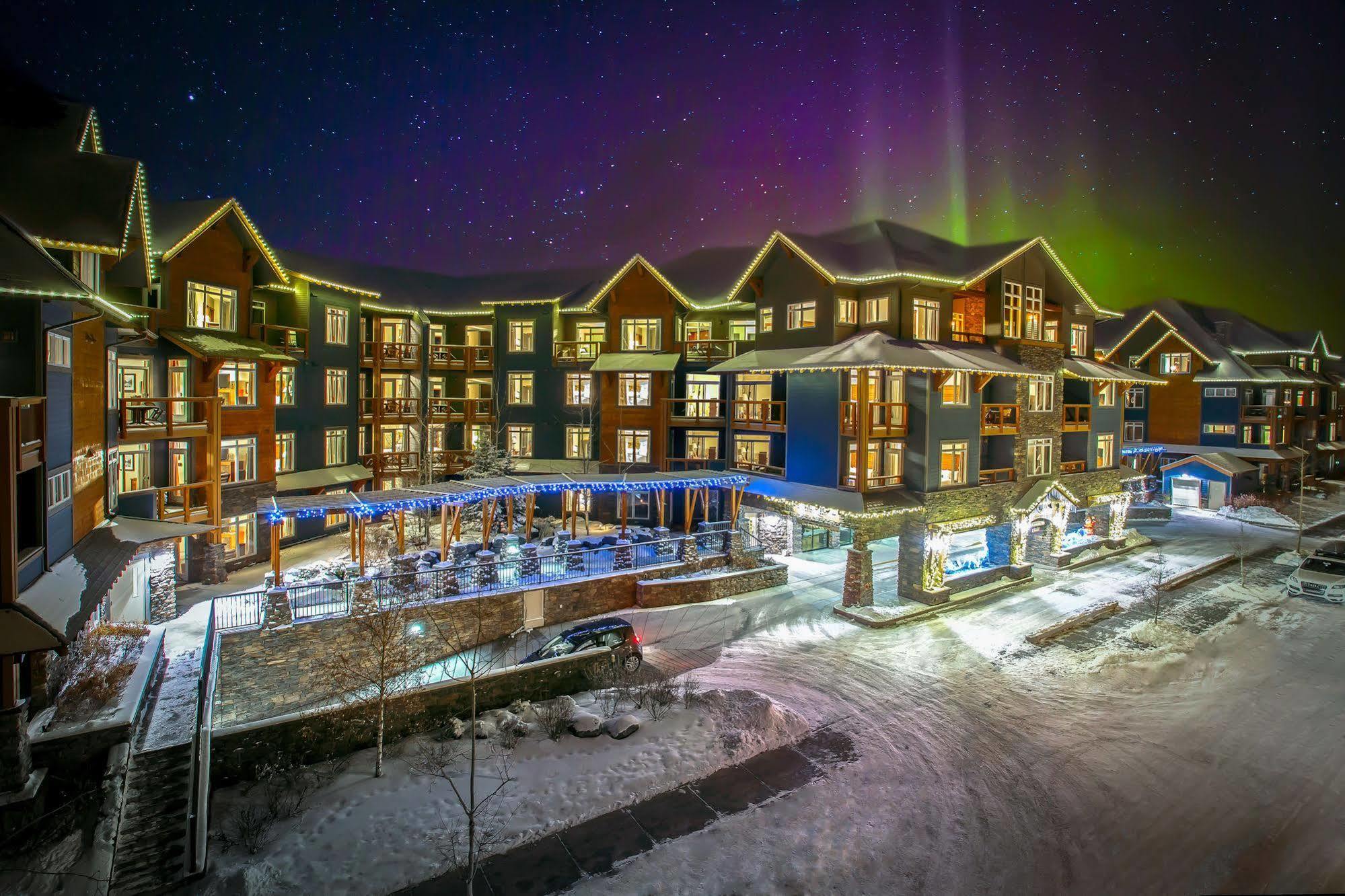 Blackstone Mountain Lodge By Clique Canmore Dış mekan fotoğraf